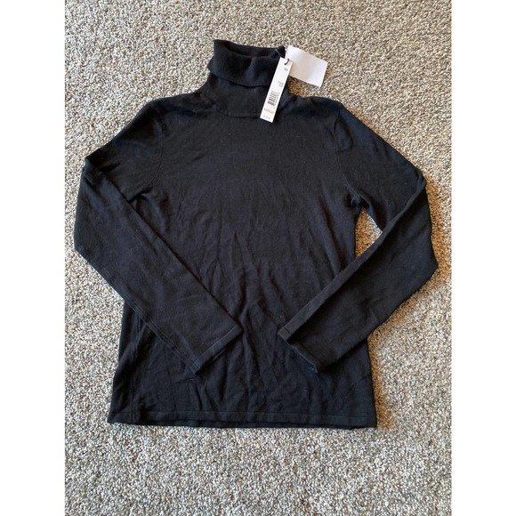 Tahari Tops - Tahari Long Sleeve Turtleneck - XS